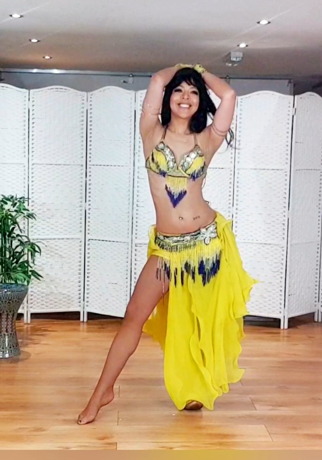 LEARN TO BELLY DANCE WITH MELISSA BELLYDANCE